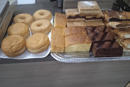 A házias ízek varázsa – Miért szeretjük annyira a klasszikus süteményeket?